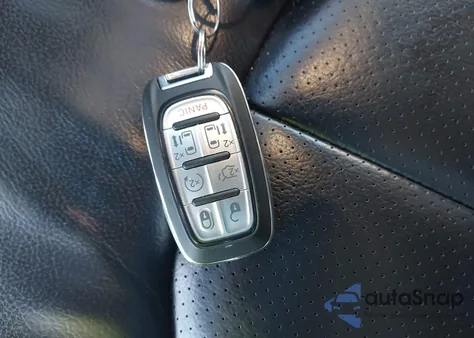 2018 Chrysler Pacifica Hybrid Touring L from USA, damaged, VIN 2C4RC1L7XJR183654